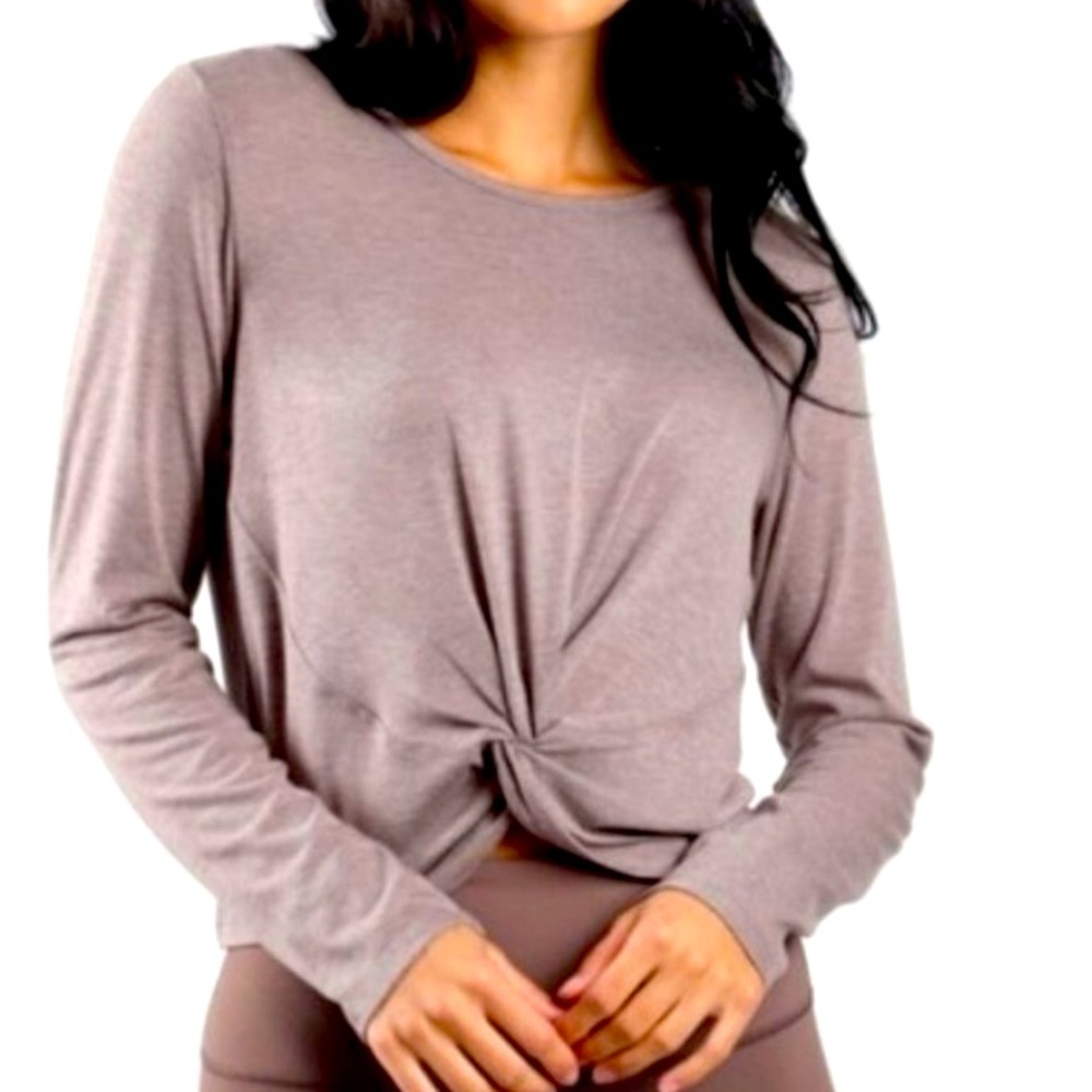 EUC Women's Flattering Long Sleeve Top